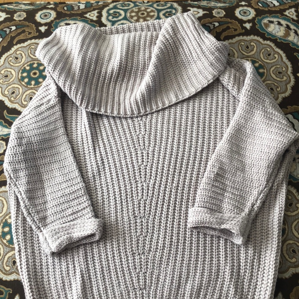 Umgee Mauve Cow Neck sweater
